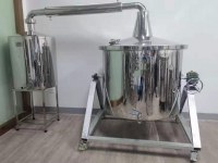 一人輕松簡(jiǎn)單操作釀酒設(shè)備,白酒釀酒機(jī)器設(shè)備